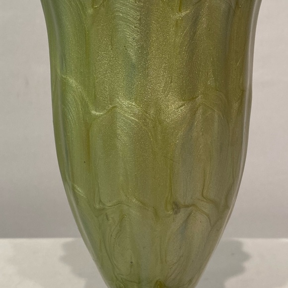 SIGNED Julia Knight  PEONY-KIWI 7" Vase Light Green & Sand Cast Aluminum HTF - Picture 4 of 9